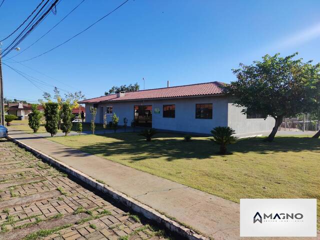 #238 - Casa em condomínio para Venda em Cascavel - PR